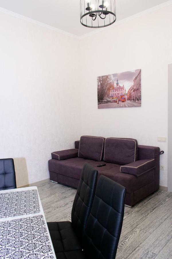 Apartment Barvy Lvova On Kostyushka St 외부 사진
