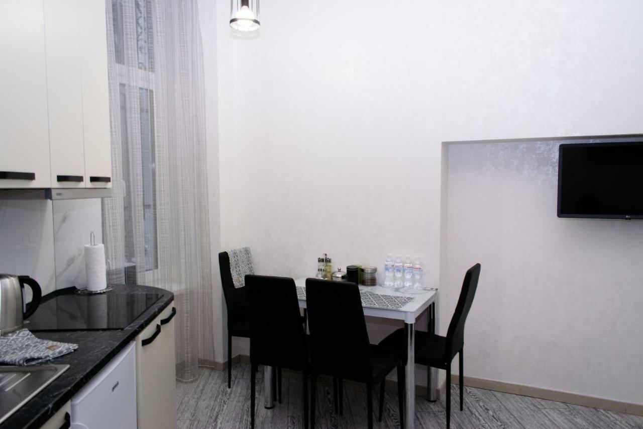 Apartment Barvy Lvova On Kostyushka St 외부 사진