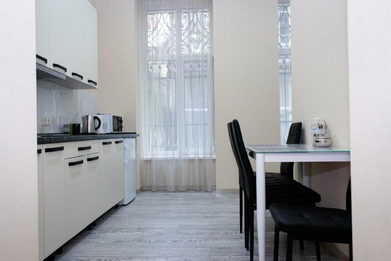Apartment Barvy Lvova On Kostyushka St 외부 사진