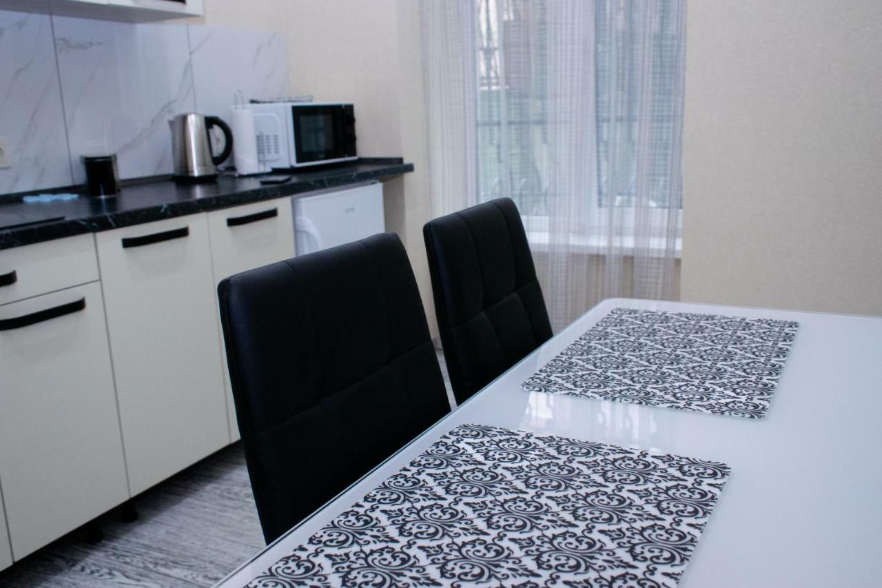 Apartment Barvy Lvova On Kostyushka St 외부 사진